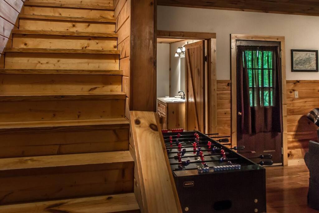 فيلا Holly Tree Hideaway - Semi Secluded Mtn Setting سيفيرفيل المظهر الخارجي الصورة